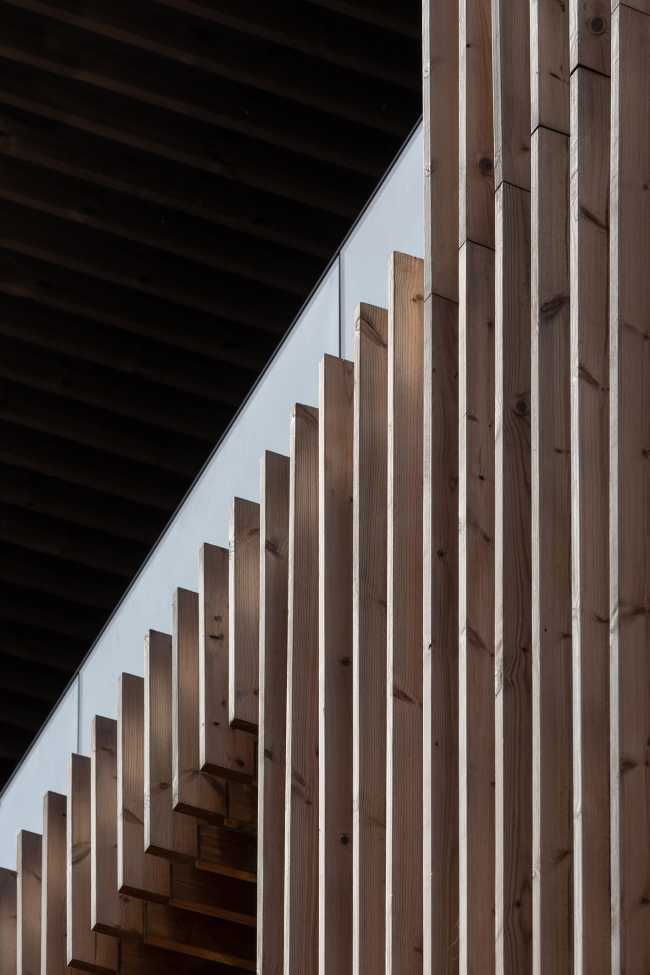 Respect du paysage et infusion de sérénité pour les hôtes de l'Umani Hotel donnant sur la mer Noire