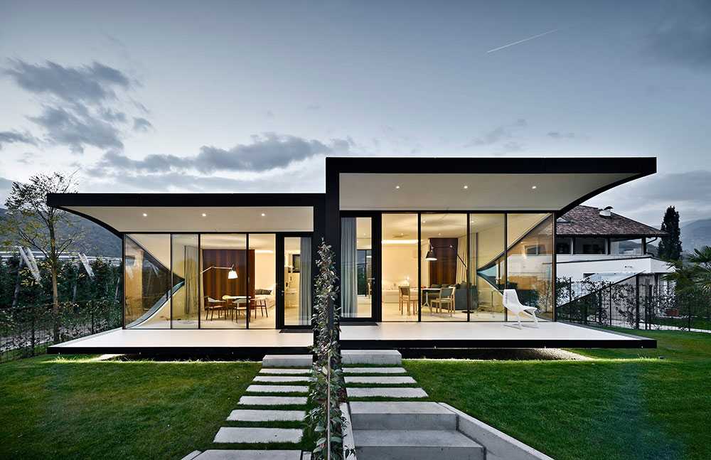A contemporary and exclusive vacation in South Tyrol's Mirror Houses