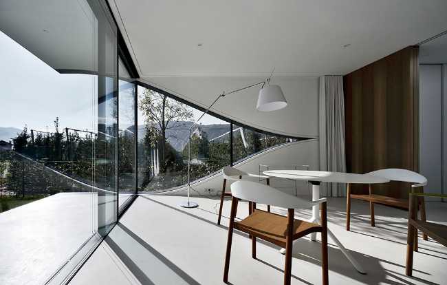 A contemporary and exclusive vacation in South Tyrol's Mirror Houses