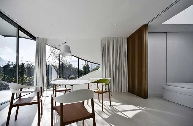 A contemporary and exclusive vacation in South Tyrol's Mirror Houses