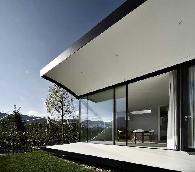 A contemporary and exclusive vacation in South Tyrol's Mirror Houses