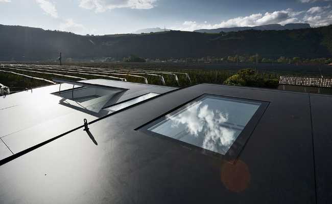 A contemporary and exclusive vacation in South Tyrol's Mirror Houses