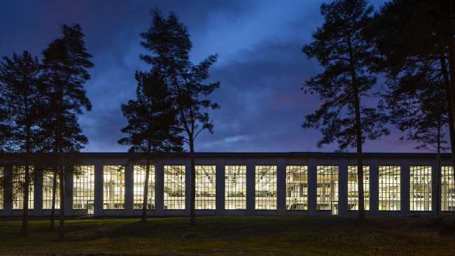 The ABB headquarters thrives on new light and space in the Strömberg Park