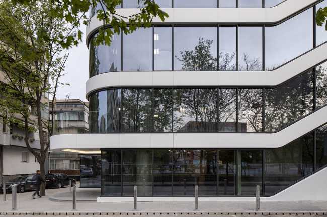 Edificio BGA. Non solo sede aziendale ma CASA di un business di successo