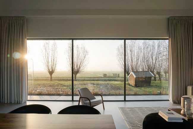 Tranquility, spaciousness and views in House B7 made of zinc and wood