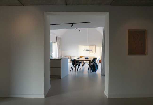 Tranquility, spaciousness and views in House B7 made of zinc and wood