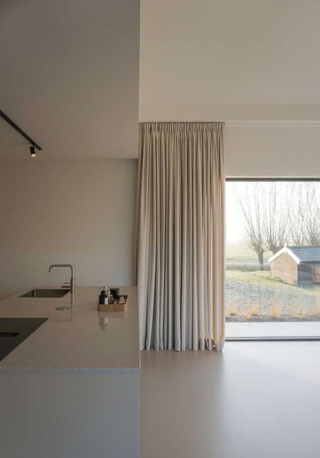 Tranquility, spaciousness and views in House B7 made of zinc and wood