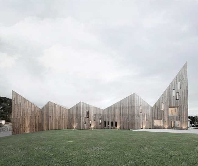 Museo Folclórico de Romsdal. El uso estratégico de soluciones constructivas low-tech para un futuro más sostenible