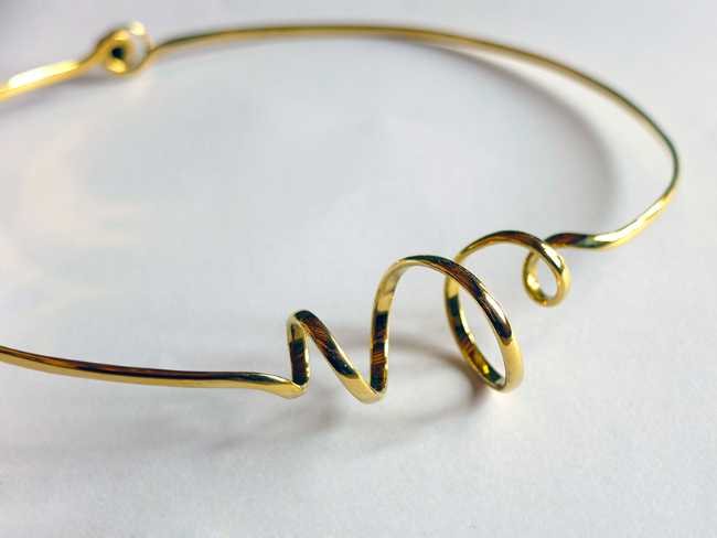 Bouclè contains absence and becomes form. Synthesis of design and craftsmanship