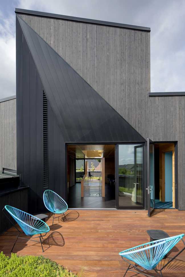 Fondation NM Bodecker. Un mélange dynamique d'espaces pour la communauté créative à l'intérieur d'entrepôts des années 1950