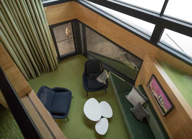 Fondation NM Bodecker. Un mélange dynamique d'espaces pour la communauté créative à l'intérieur d'entrepôts des années 1950