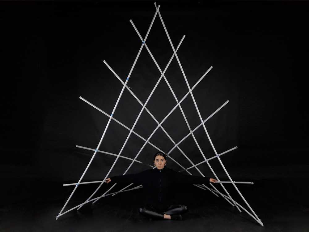 Emotional Space. A reflection on the relationships between space, body, and movement