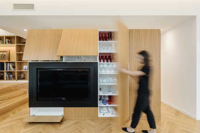 Fusion of three attics for the realization of Casa AA: a transmuted space, wide, modern and elegant