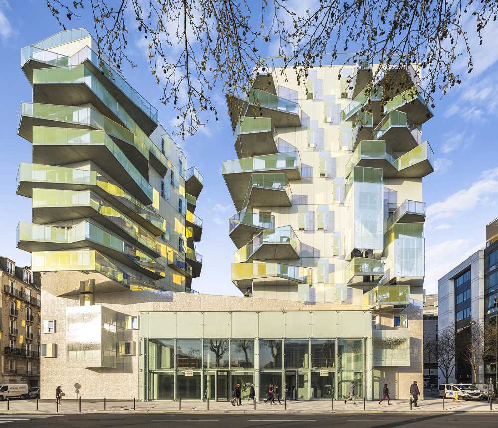 Fulton Project in Paris. Social housing units, shops, and the landscaped heart of the island