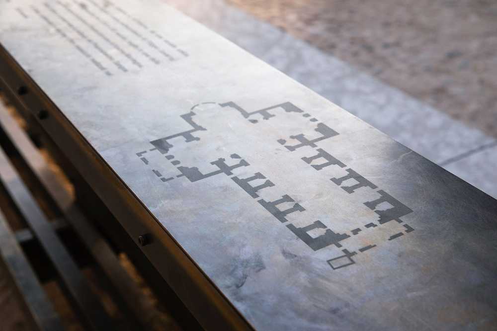 Restyling of Piazza Leon Battista Alberti in Mantua. A new unified perception to read the signs of time