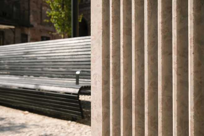 Restyling de la Plaza Leon Battista Alberti en Mantua. Una nueva percepción unitaria para leer los signos del tiempo