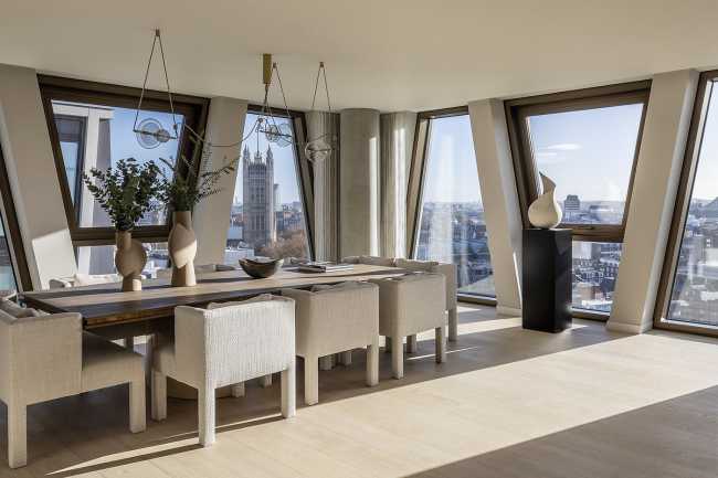 Broadway in London, contemporary art deco architecture