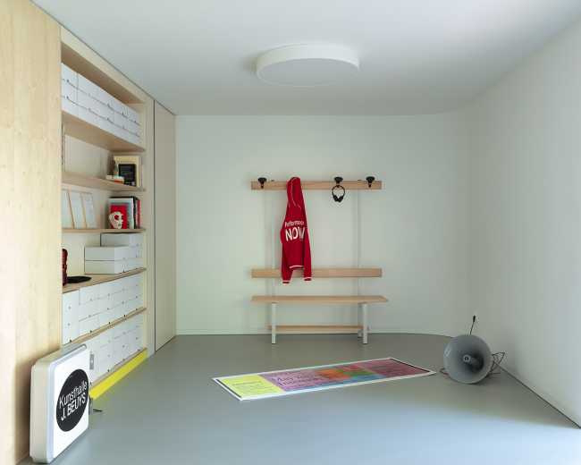 20/A of Am Gries and the hidden parallel world within it