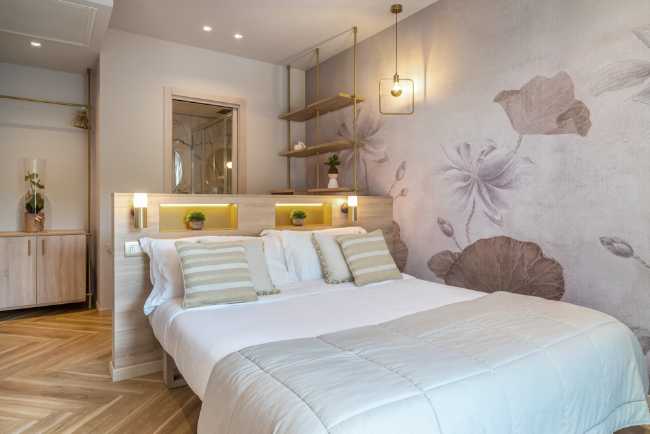 Créativité contemporaine pour le nouvel environnement de la boutique de l'hôtel Salus à Jesolo