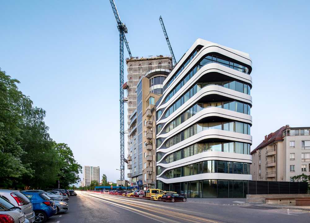 Edificio residenziale B73. Design e funzionalità esclusivi dentro una pelle creata in termoformatura