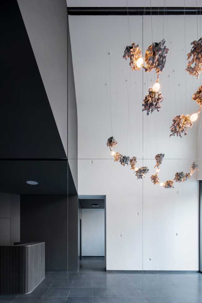 Edificio residenziale B73. Design e funzionalità esclusivi dentro una pelle creata in termoformatura