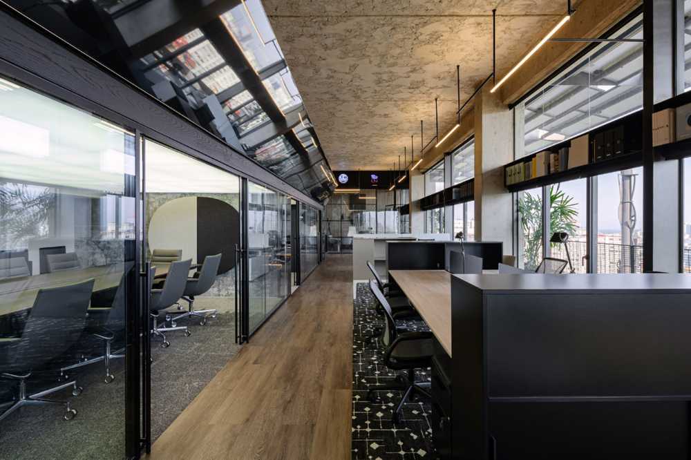 Showrooms and design spaces intertwine at the