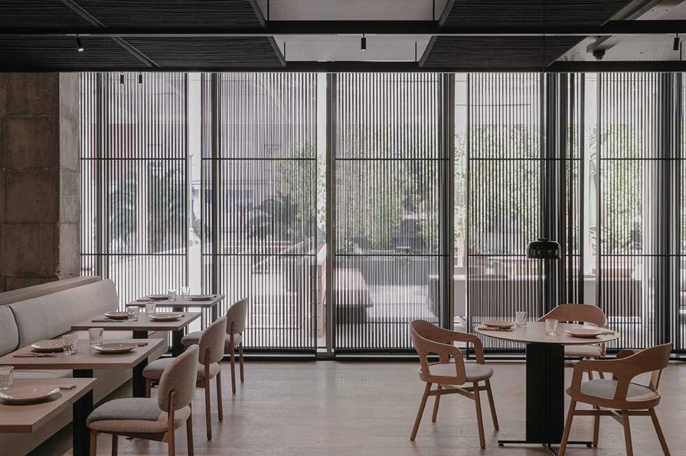 Magic and mystery of the forest at the Bosco de Lobos Restaurant in Barcelona