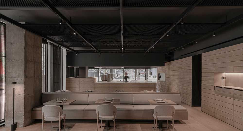 Magic and mystery of the forest at the Bosco de Lobos Restaurant in Barcelona