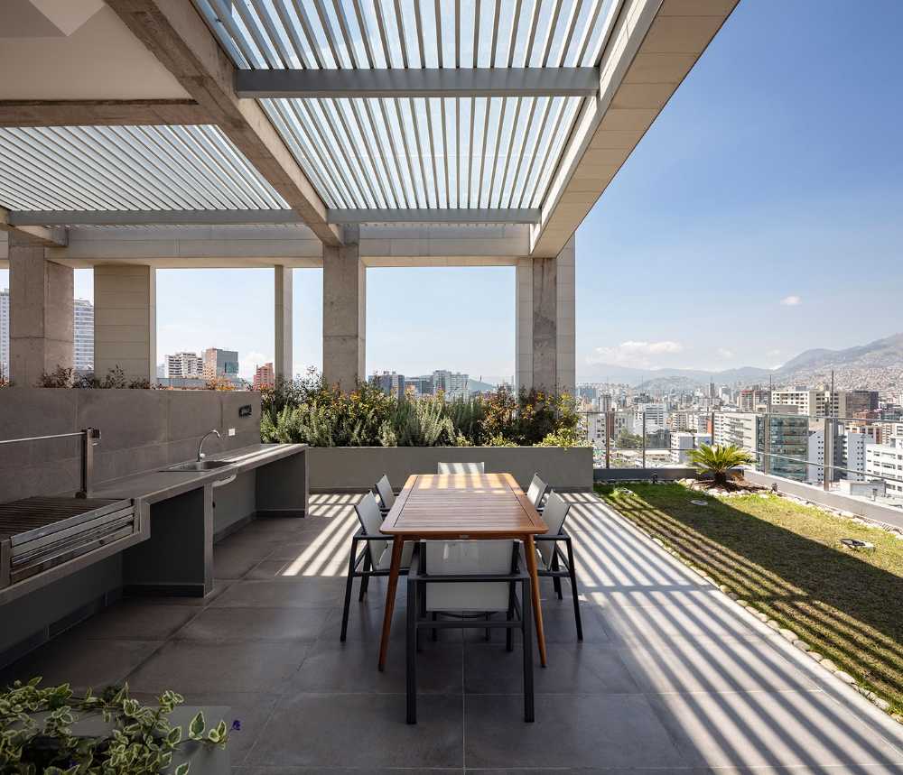 LB Building. Honorable Mention in Eco-efficient Design for its technology in favor of sustainability