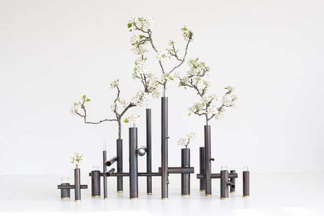 Lawless Vase for endless personalized configurations