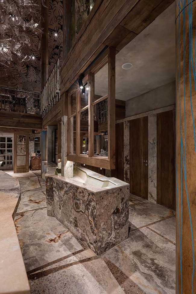 Diseño de interiores donde cada elemento coexiste en armonía. El restaurante Nikos en Odessa