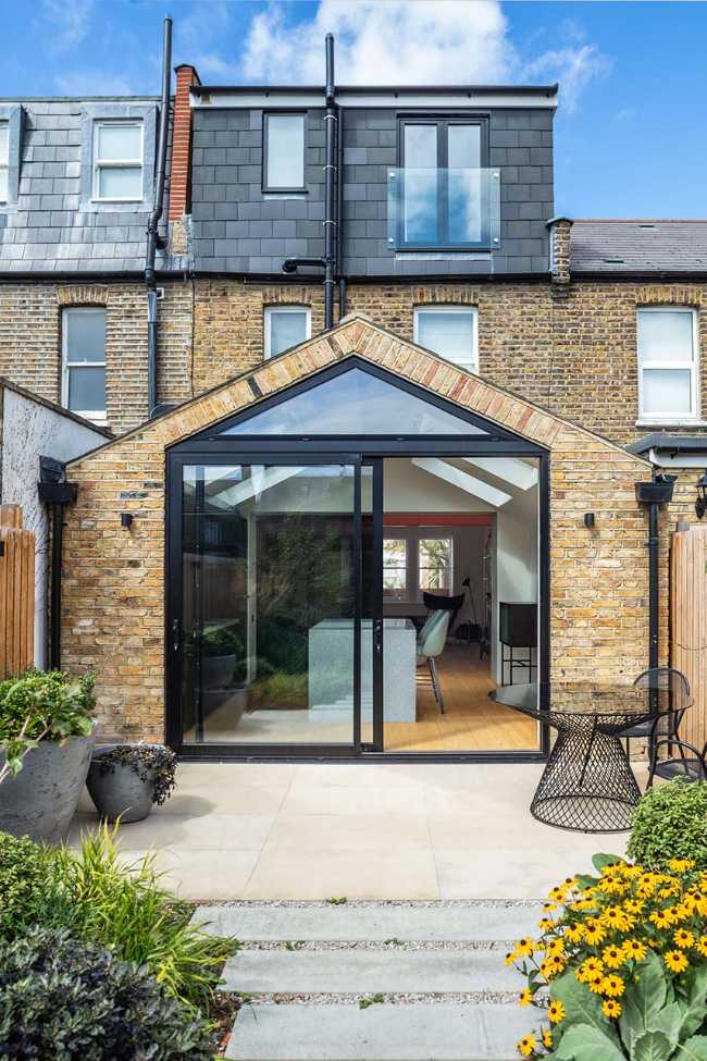 Renovation of a Victorian Townhouse in Wimbledon. Targeted interventions for a comprehensive impact