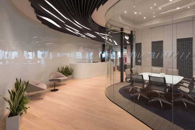 Oficinas de Cushman & Wakefield en Ciudad de México. Un mar de diseño en un interior fluido y dinámico