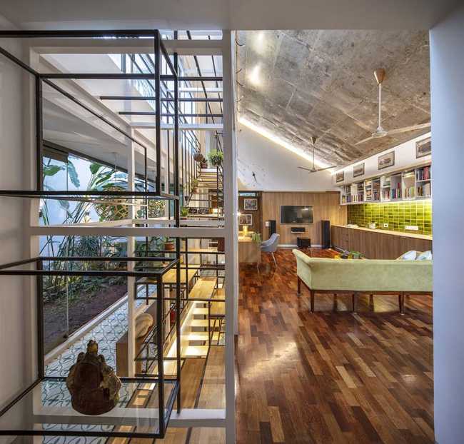 Aadyam. A variegated and generous house that embraces polarity