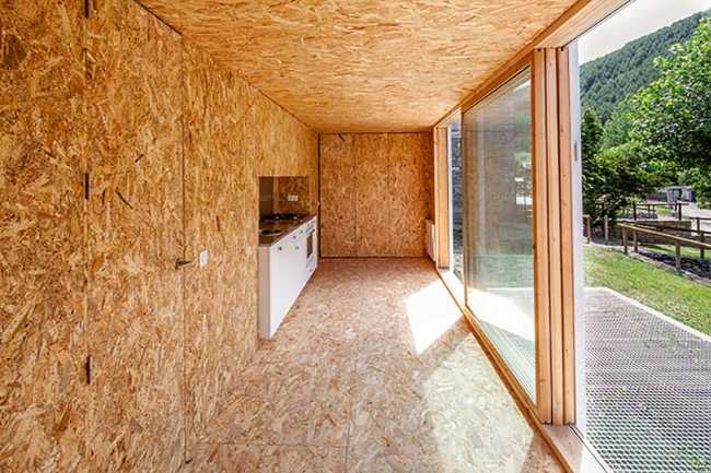 CB17 weekend retreat with sustainable and prefabricated design