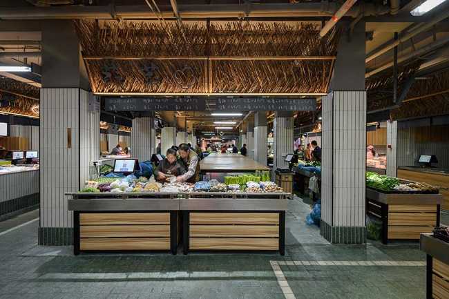 Mengxi Food Market by Julu Foods Group. A market as a warm space for the citizens of Shanghai