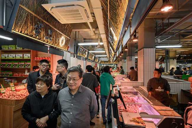 Mengxi Food Market by Julu Foods Group. A market as a warm space for the citizens of Shanghai