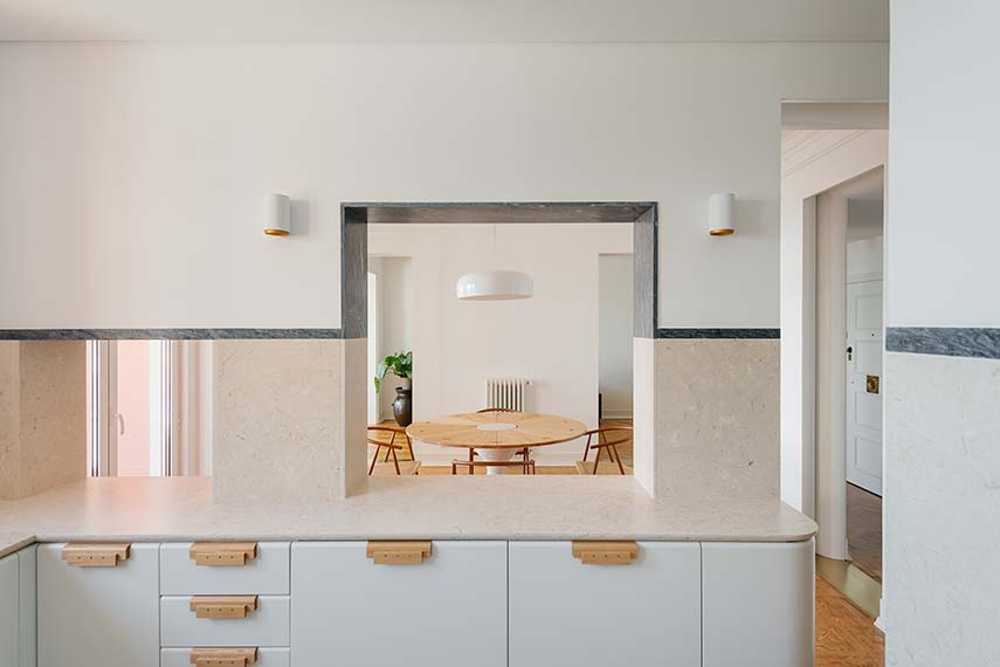 Bela Vista à Lapa Apartment. Cooking and eating as the center of social and family life