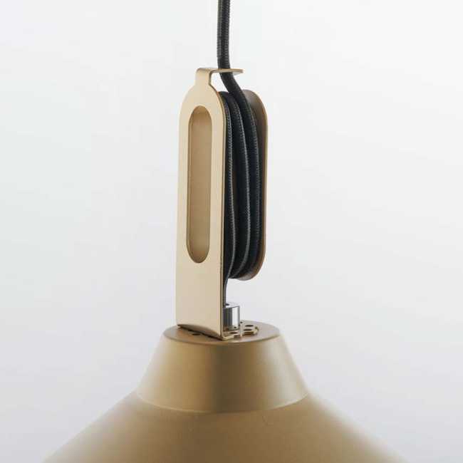 Driyos Lamp's strict design and precise lines