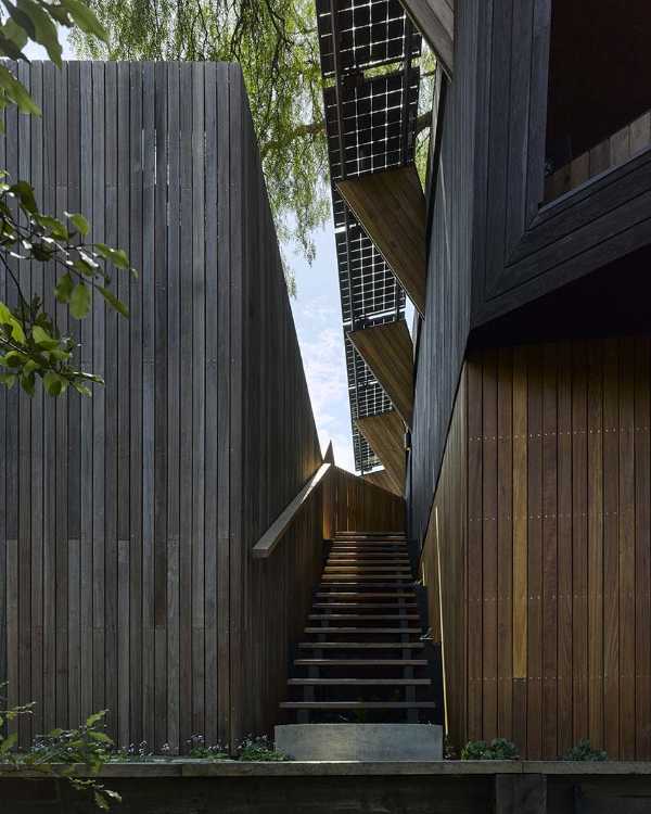 Pepper Tree Passive House. A cozy and sustainable home office extension