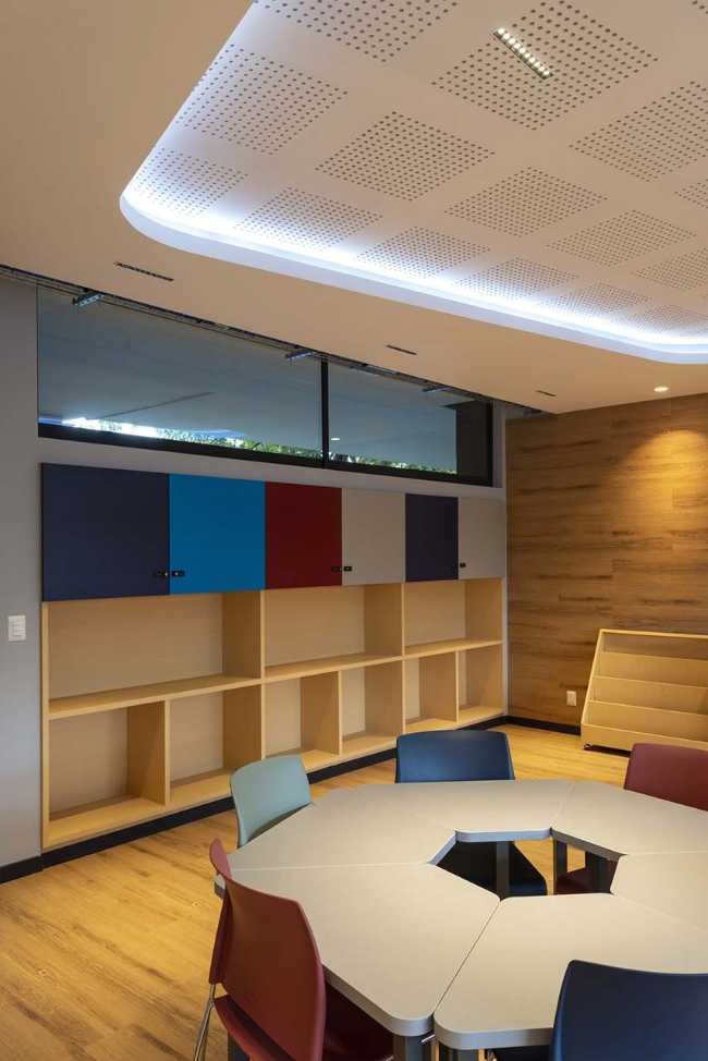 Benessere e flessibilità focus della riqualificazione delle aule di scuola primaria CimOrt a Città del Messico