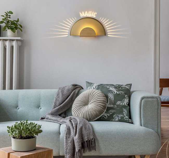 Scrivere con la luce per creare l'esperienza magica di PersonaLight