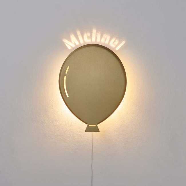 Scrivere con la luce per creare l'esperienza magica di PersonaLight