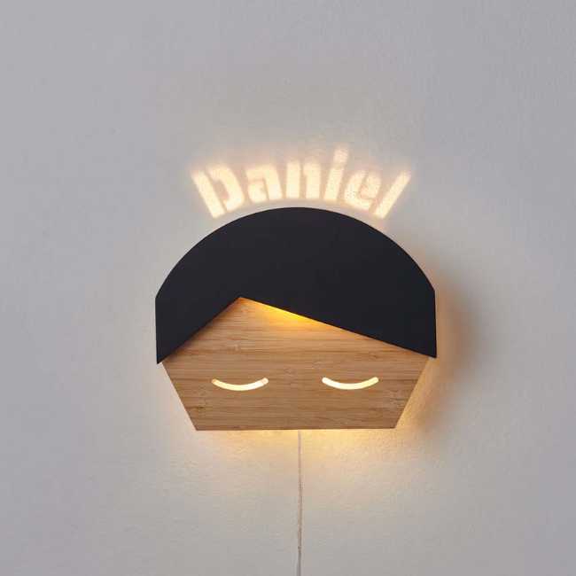 Scrivere con la luce per creare l'esperienza magica di PersonaLight