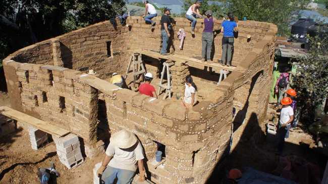 Nuevo edificio de cocina-laboratorio para la Cooperativa Mujeres Sembrando la Vida. Un diseño participativo y sostenible