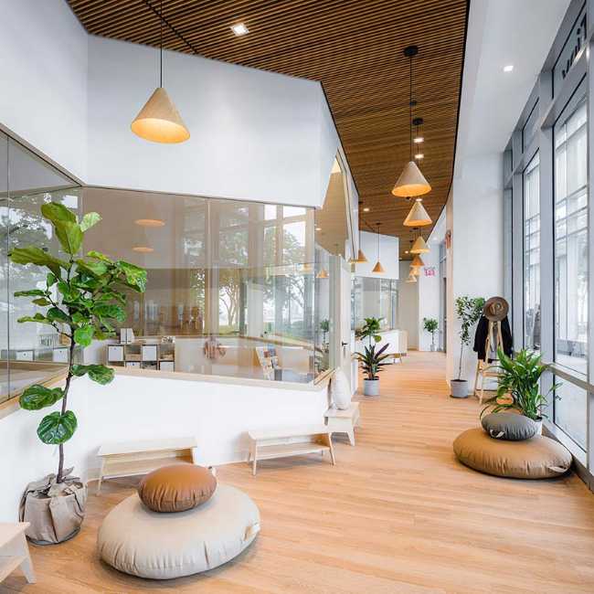 Guardería Big and Tiny NYC. Volúmenes heterogéneos evocan el hogar, el principal entorno educativo