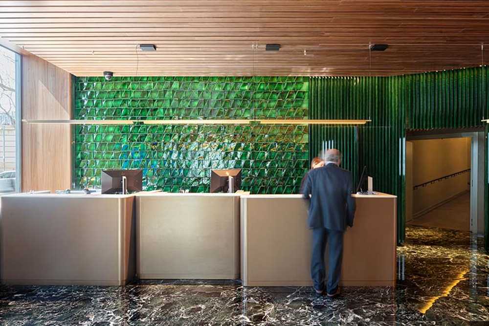 En el Hotel Plaza de Barcelona un nuevo bar y el Restaurante Simultáneo disponibles para toda la ciudad