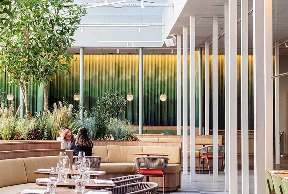 En el Hotel Plaza de Barcelona un nuevo bar y el Restaurante Simultáneo disponibles para toda la ciudad