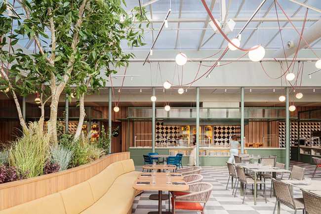 Hotel Plaza in Barcelona unveils a new bar and the Simultaneo Restaurant open to the entire city