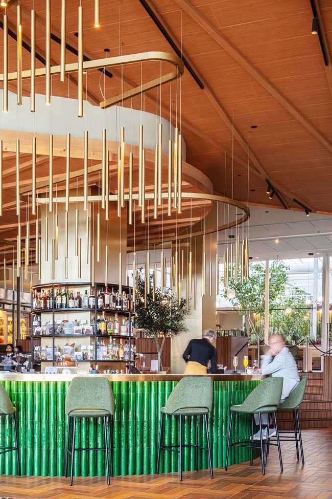 Hotel Plaza in Barcelona unveils a new bar and the Simultaneo Restaurant open to the entire city